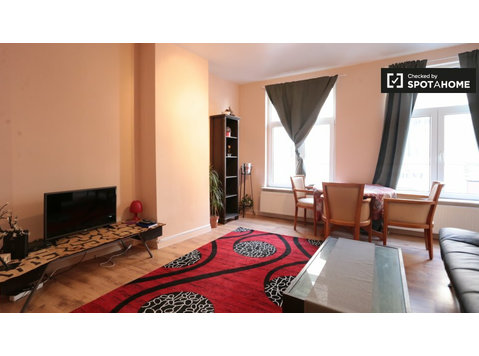 Furnished 2-bedroom apartment for rent in Ixelles, Brussels - Appartementen