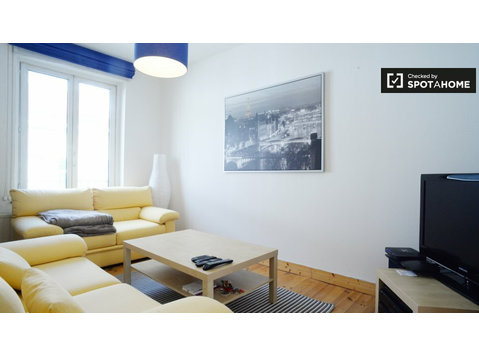 Ótimo apartamento de 2 quartos para alugar no Bairro Europeu - Apartamentos