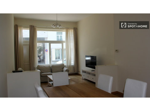 Modern 3-bedroom apartment for rent - Ixelles, Brussels - Căn hộ