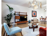 Contemporary comfort in Europe’s capital - 2BR. I   2,5… - Apartments