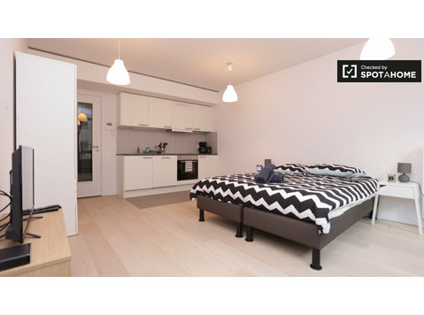 Studio apartment for rent European Quarter, Brussels - Asunnot