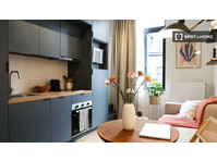 Studio apartment for rent in Brussels - อพาร์ตเม้นท์