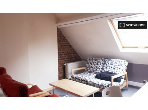 Etterbeek, Brüksel kiralık stüdyo daire - Apartman Daireleri