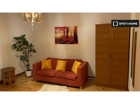 Studio apartment for rent in Ganshoren, Brussels - Apartments