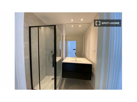 Studio-Wohnung zur Miete in Ixelles, Brüssel - Wohnungen