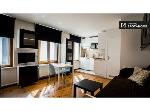 Studio apartment for rent in Jette, Brussels - Apartments
