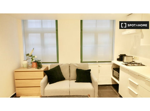 Estudio en alquiler en Saint-Gilles, Bruselas - Pisos