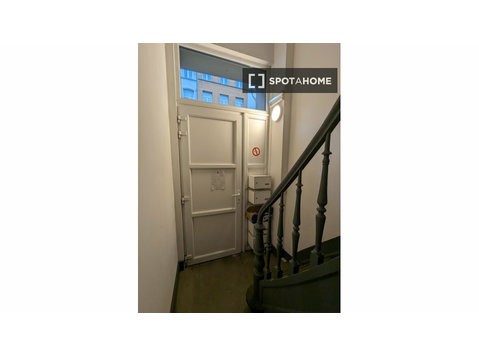 Studio-Wohnung zur Miete in Saint-Gilles, Brüssel - Wohnungen