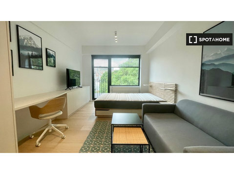 Estudio en alquiler en Saint-Gilles, Bruselas - Pisos