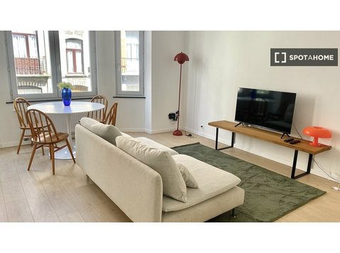 Studio à louer à Bas Forest, Bruxelles - Appartements