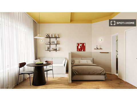 Studio for rent in Chasse, Brussels - Appartementen
