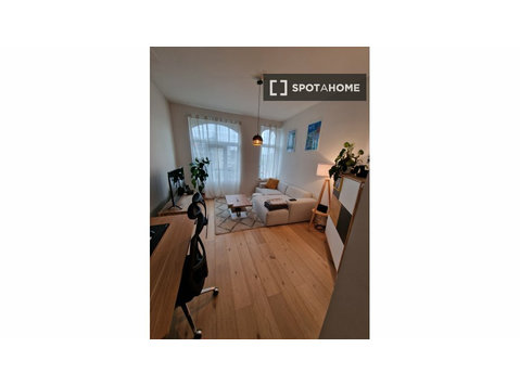 Studio zu vermieten in Conscience, Brüssel - Wohnungen