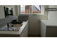 Studio for rent in Matonge, Brussels - Apartments