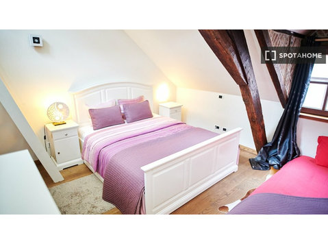 Studio zu vermieten in Sablon, Brüssel - Wohnungen