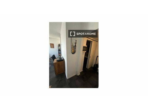Studio zu vermieten in Stalingrad, Brüssel - Wohnungen
