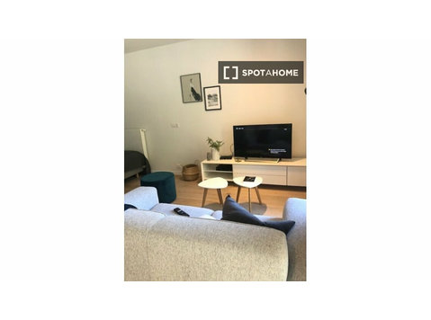 Studio zu vermieten in Université, Brüssel - Wohnungen