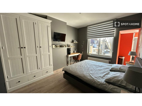 Studio in Ixelles - Apartamente