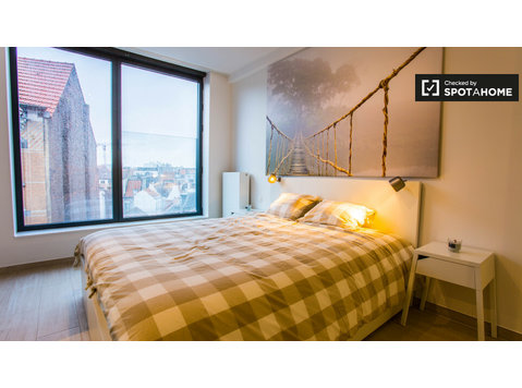 Brussels Şehir Merkezinde kiralık şık 1 yatak odalı daire - Apartman Daireleri