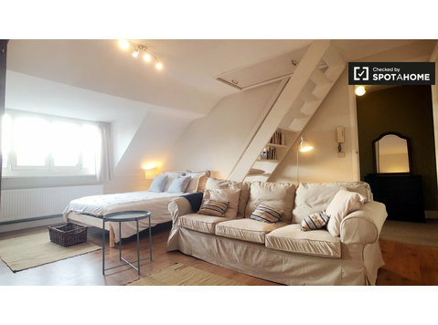Stylish studio apartment for rent in Molenbeek, Brussels - Leiligheter