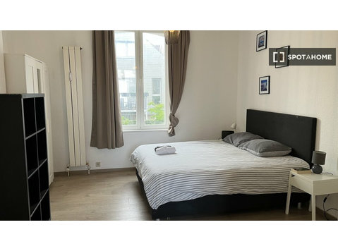 Uccle'de kiralık şık 1 yatak odalı daire - Apartman Daireleri