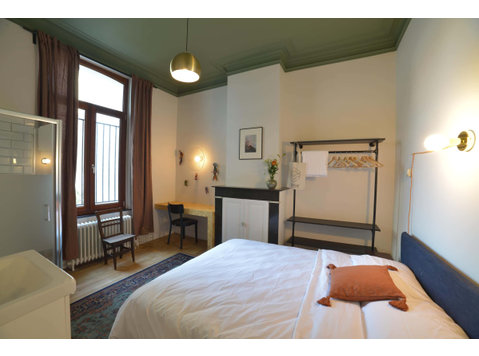 Saint-Henri - Private Room (1) - Apartemen