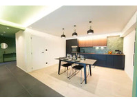 Green apartment in Mons City Center - דירות