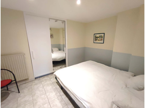 Chambre catégorie 2 - 92/5 - Asunnot