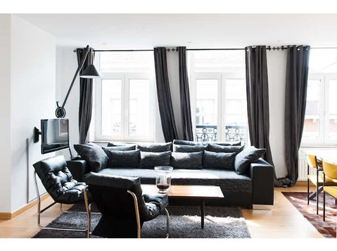 Saint-Adalbert 101 - 1 Bedroom Apartment with a balcony - Wohnungen
