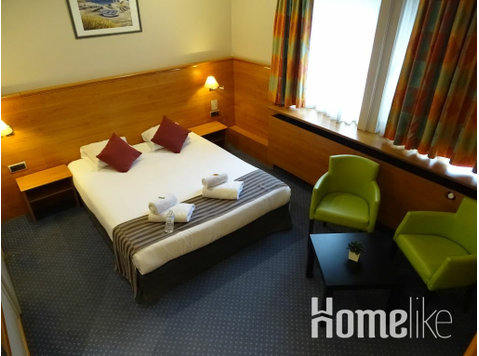 Comfortable room near Kortrijk - 公寓
