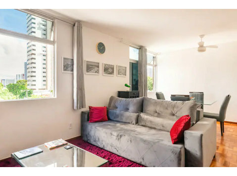 Lovely, Pretty, Cozy, Quiet Apartment in Recife - Аренда