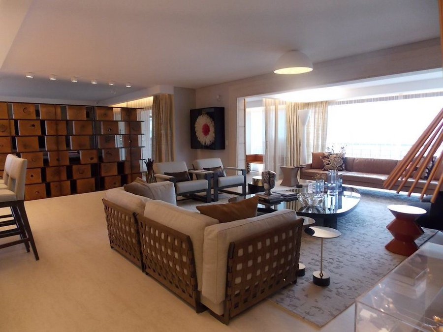 Completely furnished luxury 4 suites condo apartment: For Rent