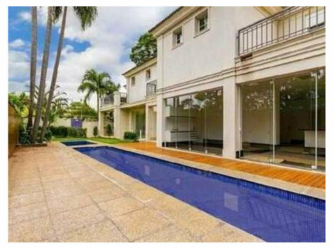 Available now 4 suites condo house with garage and pool - Talot
