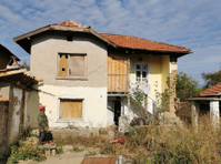 House for Sale in Edrevo, near Zhrebchevo dam