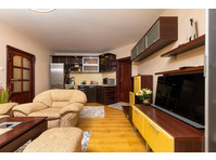 Flatio - all utilities included - Centrally-located 1BD… - Под наем