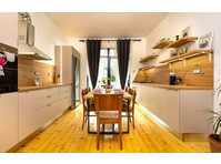 Flatio - all utilities included - Chic and Charming 2BD… - À louer