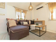Flatio - all utilities included - Stylish 1BD Flat near the… - Til leje