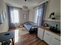 Flatio - all utilities included - Cozy Room in Center of… - Общо жилище