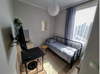 Flatio - all utilities included - Sunny Room in Sofia… - Kimppakämpät