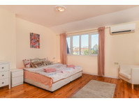 Flatio - all utilities included - Central, Spacious & Sunny… - In Affitto