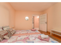 Flatio - all utilities included - Central, Spacious & Sunny… - Alquiler