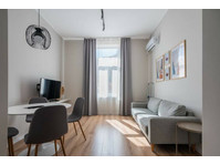 Flatio - all utilities included - Light and Modern 2BD Flat… - Alquiler