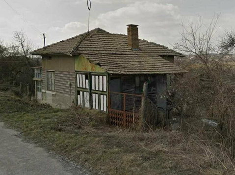 Cheap House near Veliko Turnovo old city, only 13500 euro (1) - Häuser