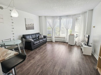 Comfortable Furnished Apartment in Downtown Montreal - Ferieboliger