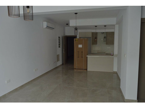 This stunning penthouse apartment is now available for rent… - Domy