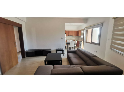 Three bedroom apartment in Kolossi  village near Alpha Mega… - בתים