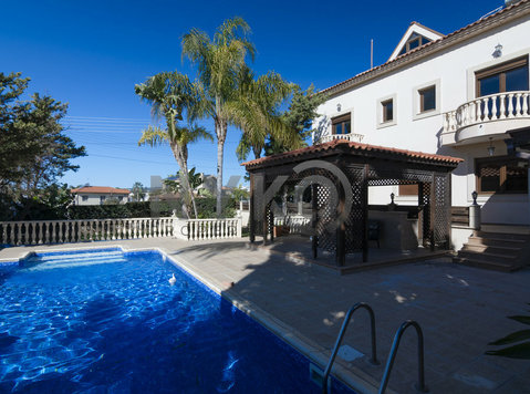 5 bedroom detached house unfurnished - Müstakil Evler