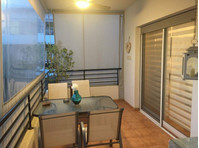 A furnished 3 bedroom apartment in central Limassol Mesa… - Къщи