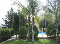 Available, a 4 bedroom Villa( 160 sq.m) on a 2300 sq.m… - گھر