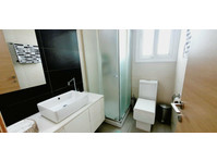 Available one bedroom apartment located in Kato Polemidia… - Casas