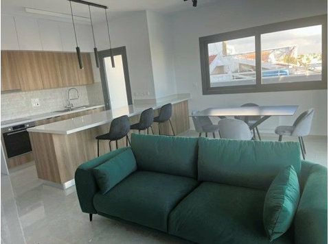 BRAND NEW TWO BEDROOM APARTMENT FULLY FURNISHED IN POTAMOS… - Mājas